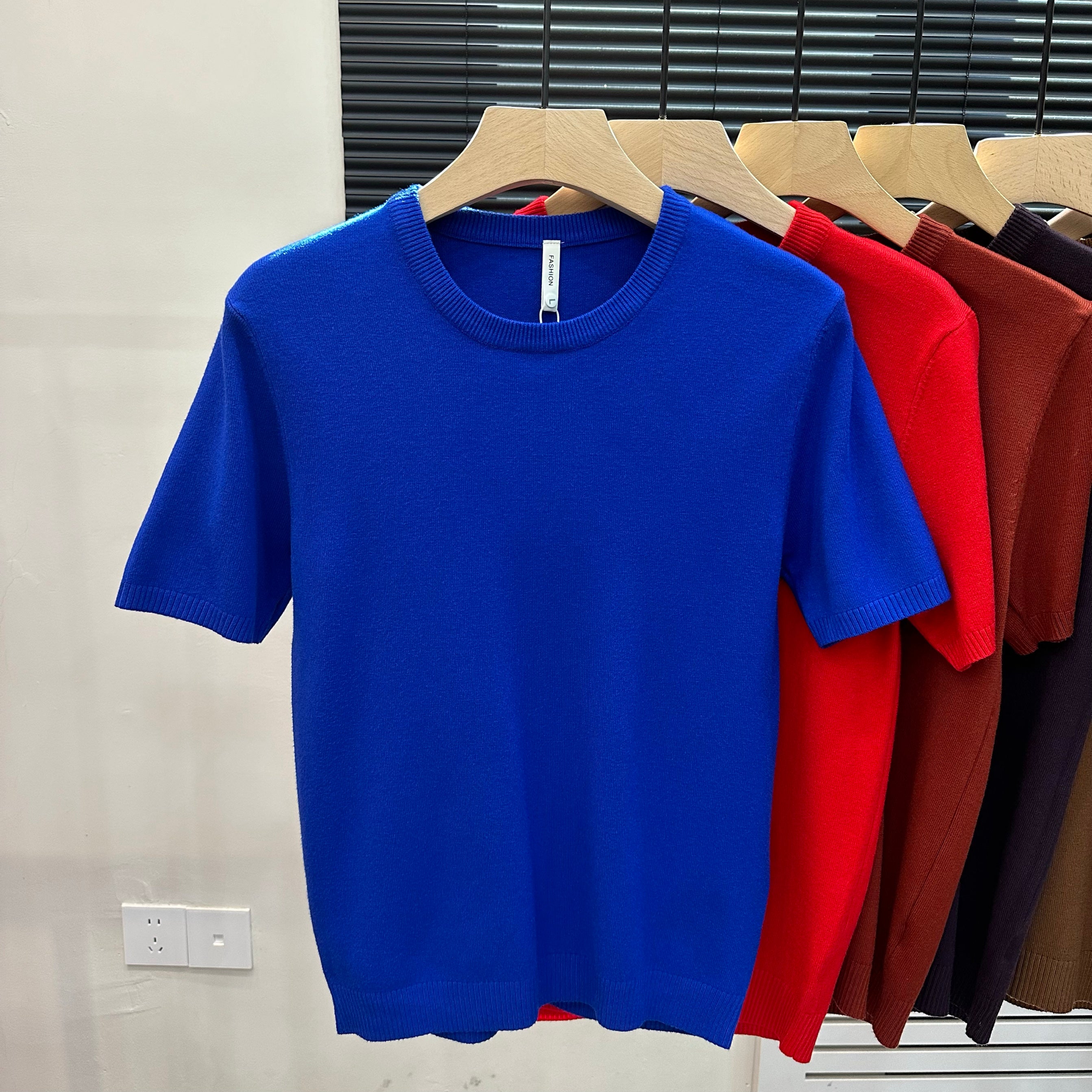 01 Short Sleeve Knitted round Tshirt