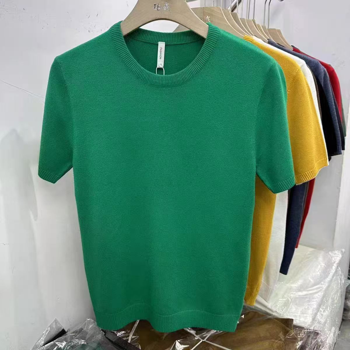 01 Short Sleeve Knitted round Tshirt