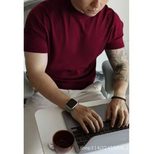 01 Short Sleeve Knitted round Tshirt